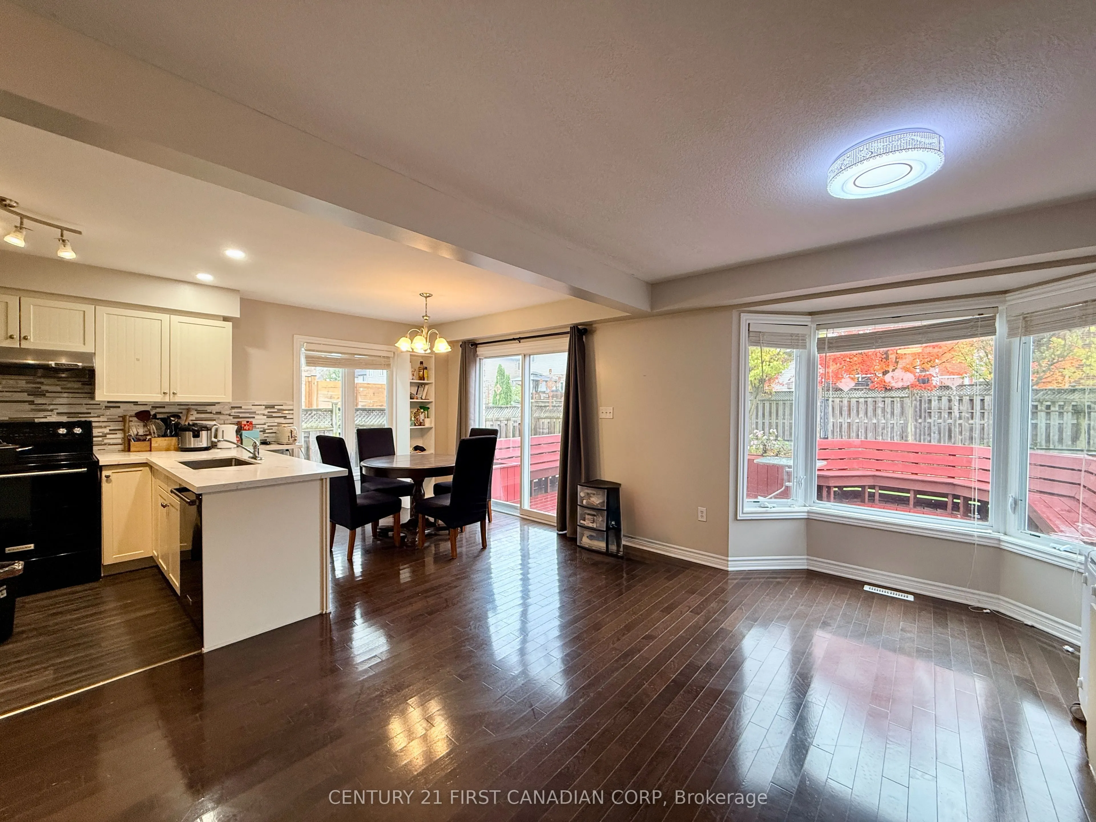 861 Oakcrossing Road