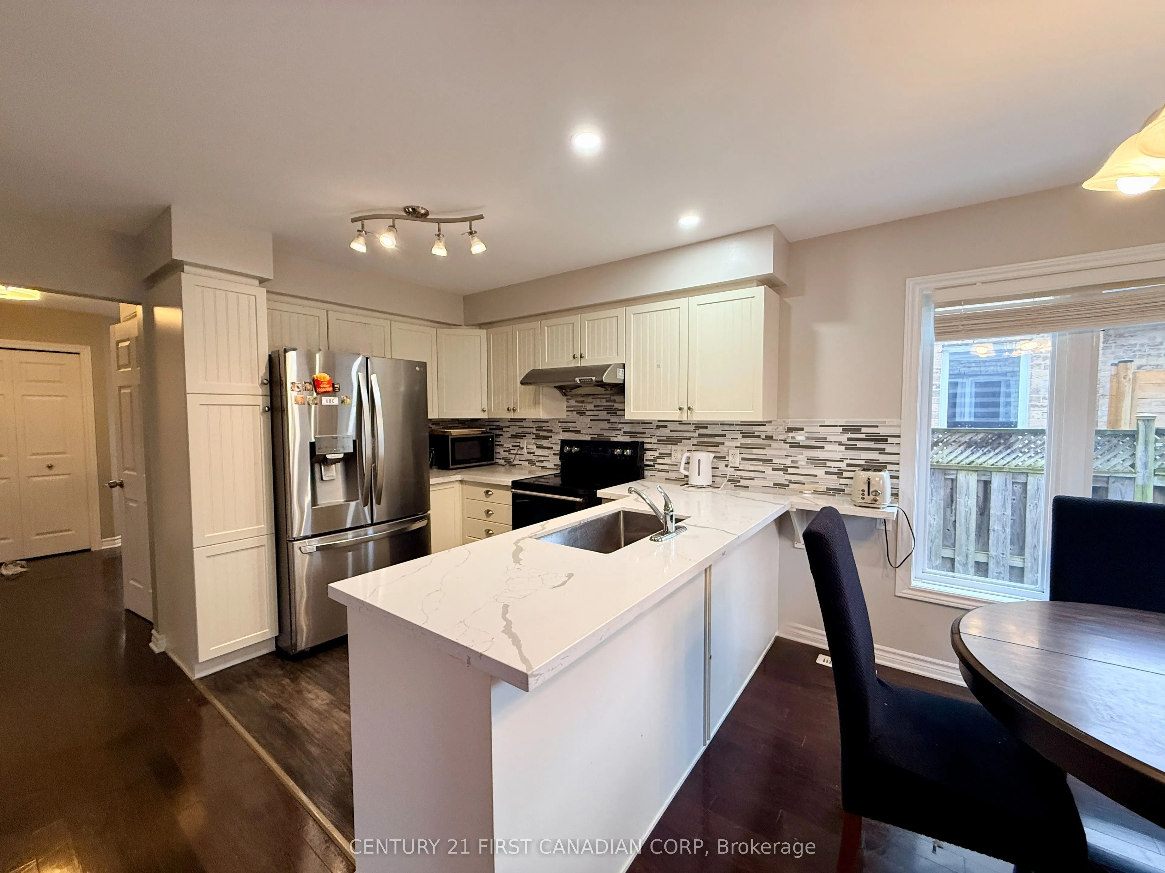 861 Oakcrossing Road