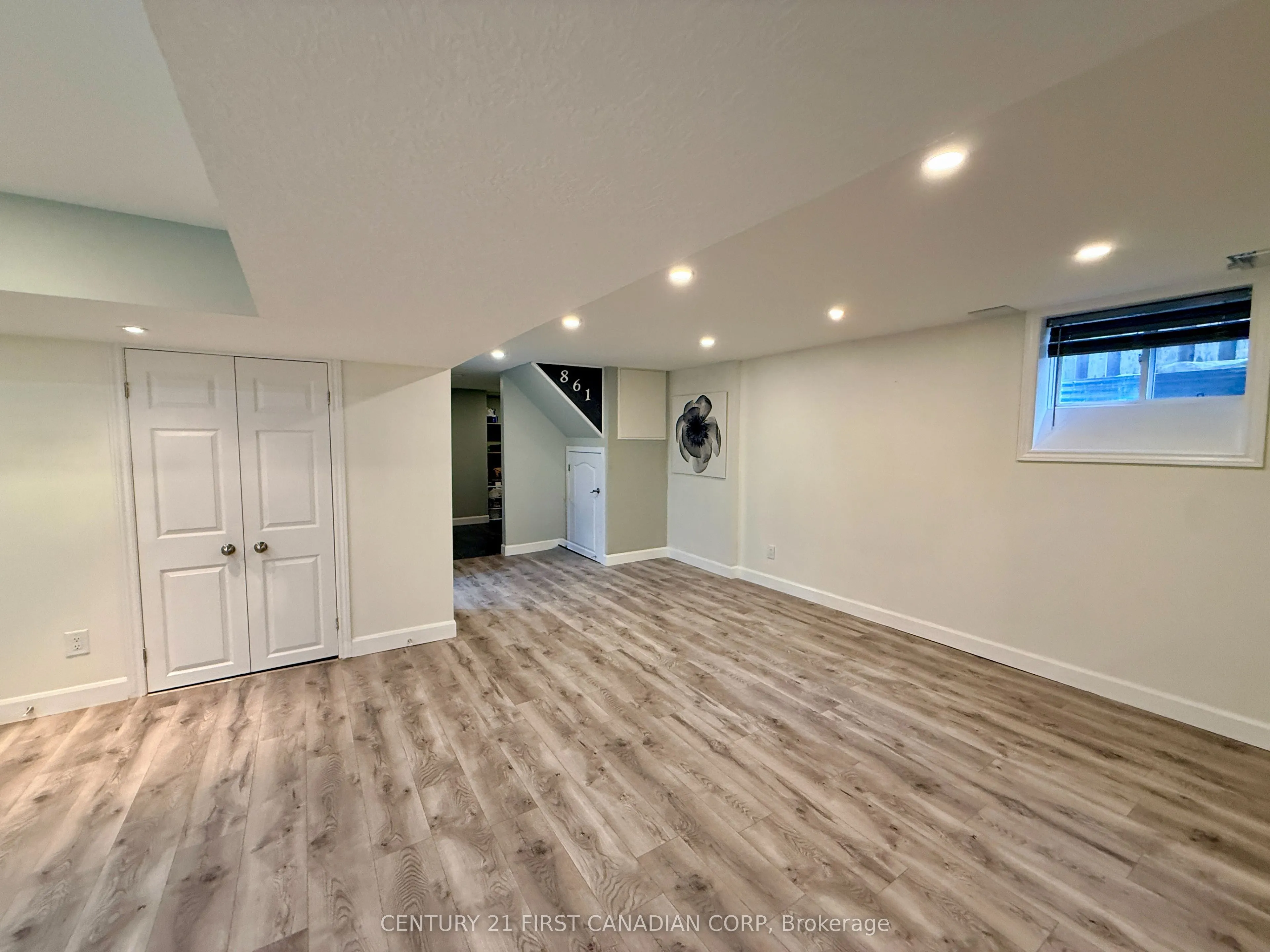 861 Oakcrossing Road