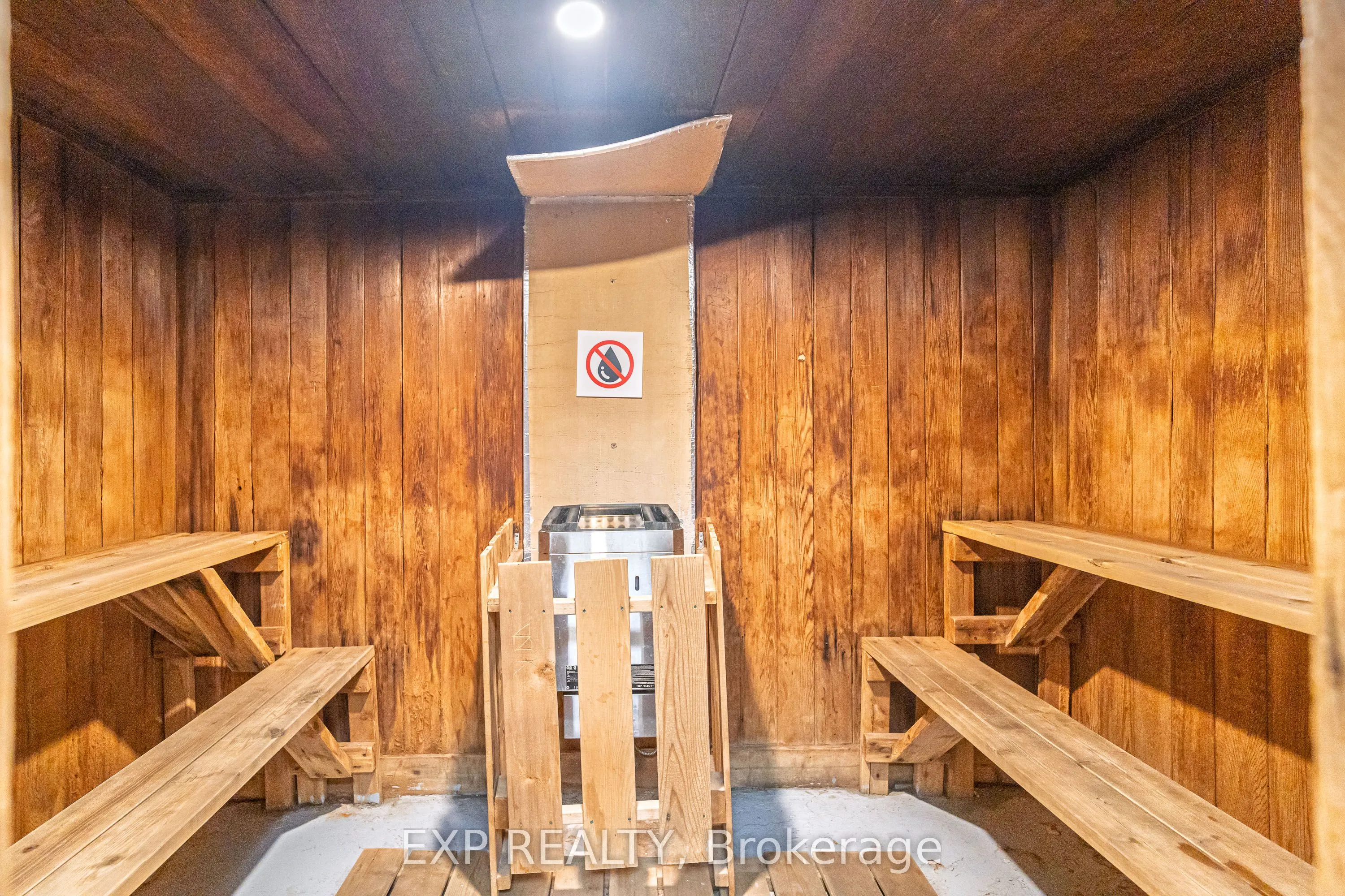 2000 Jasmine Crescent, #415