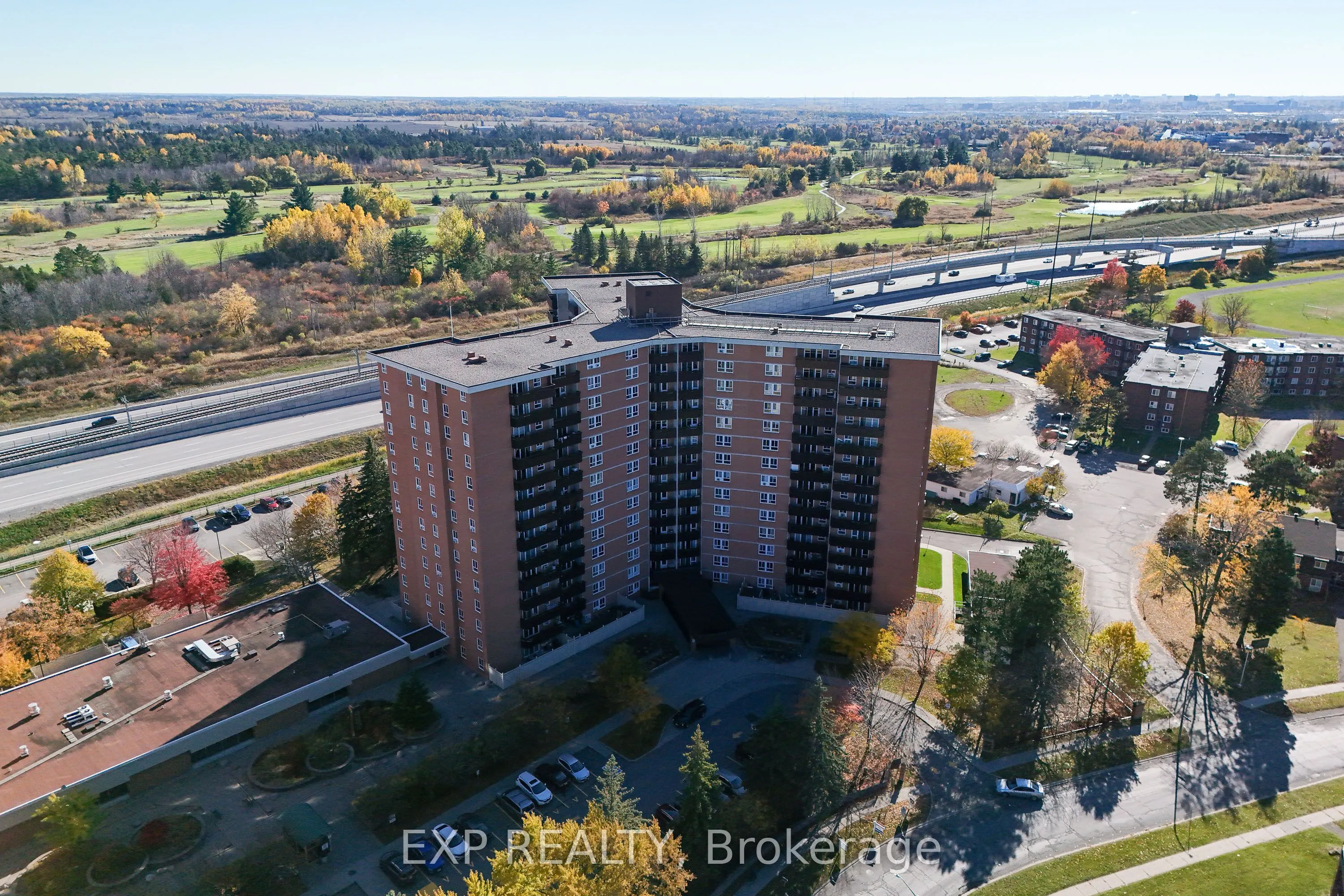 2000 Jasmine Crescent, #415