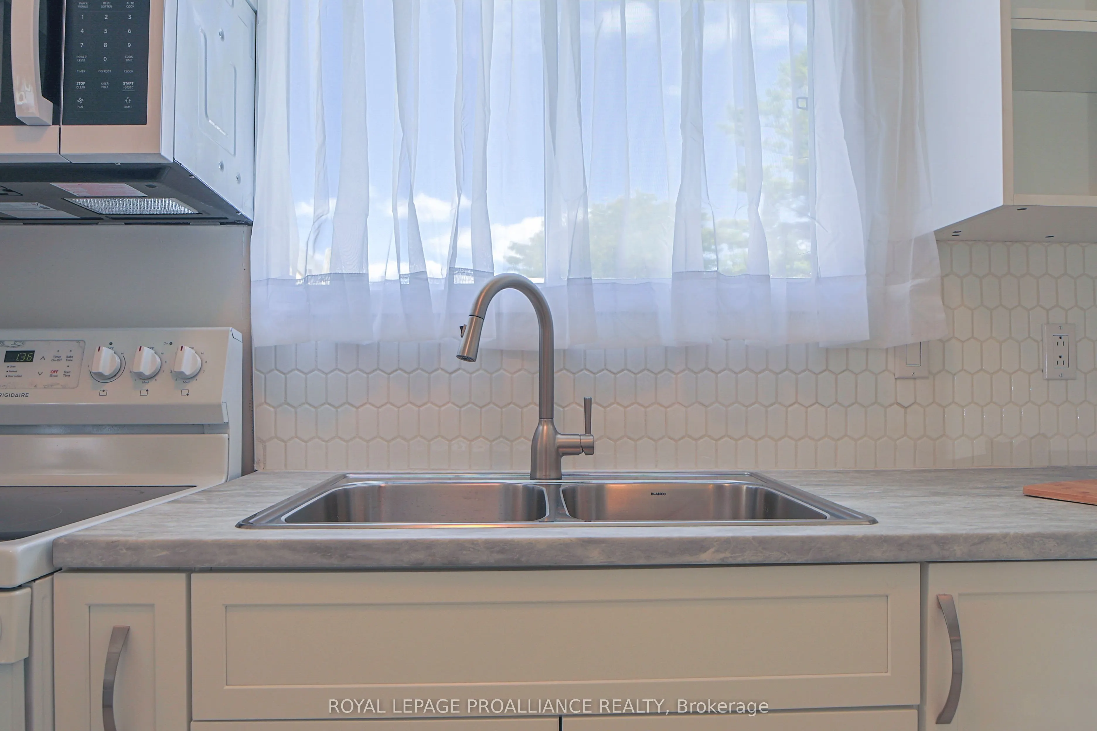 98 East Davis Street