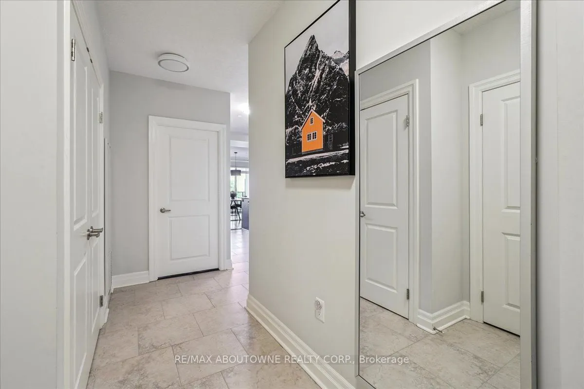 150 Wellington Street E, #405