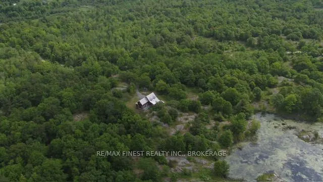 1146 Fourth Lake Road S