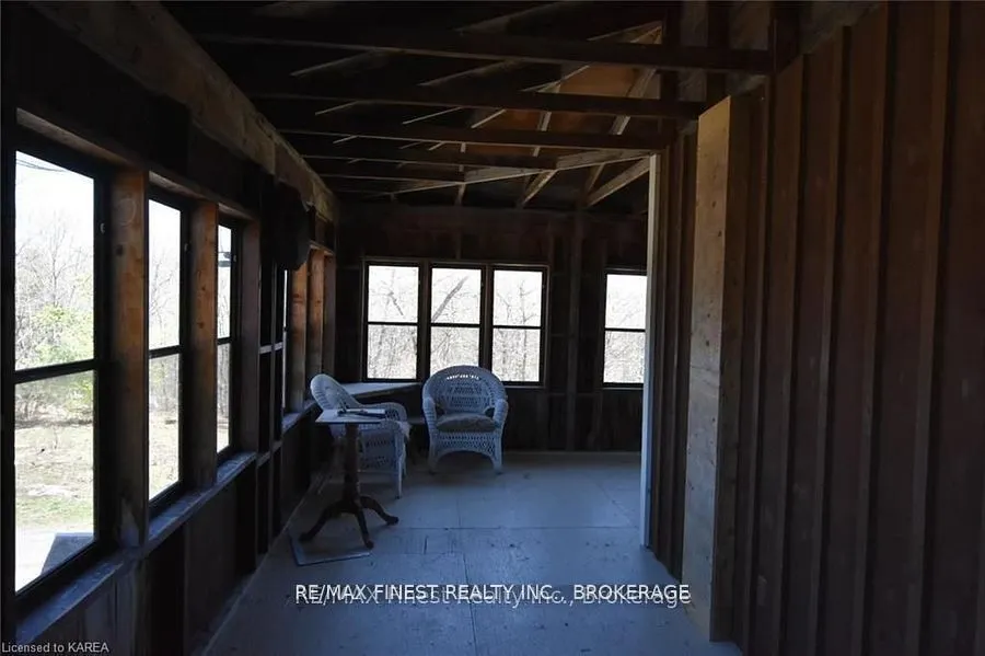 1146 Fourth Lake Road S