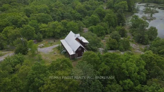 1146 Fourth Lake Road S