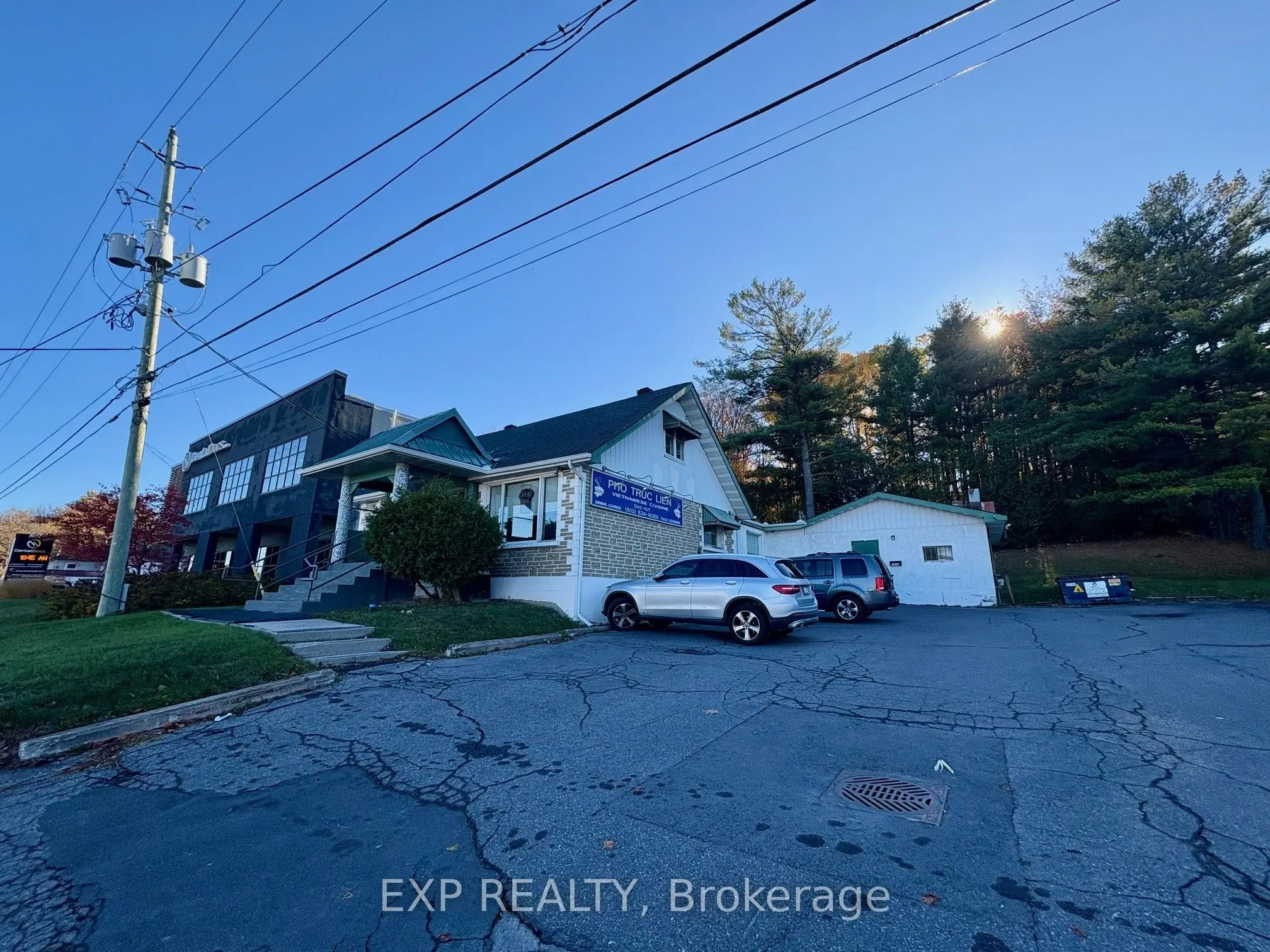 3010 St. Joseph Boulevard