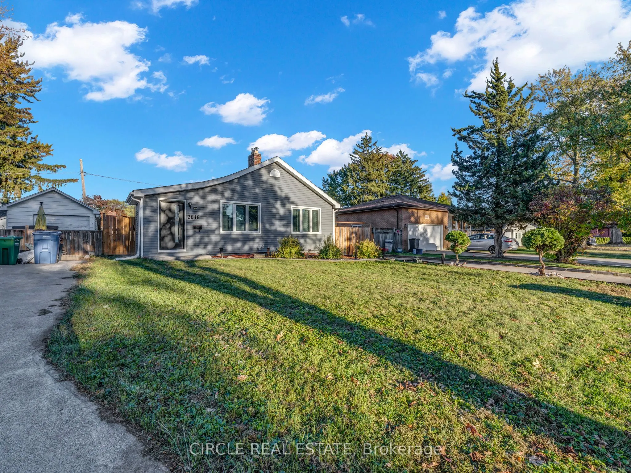 2616 Tourangeau Road