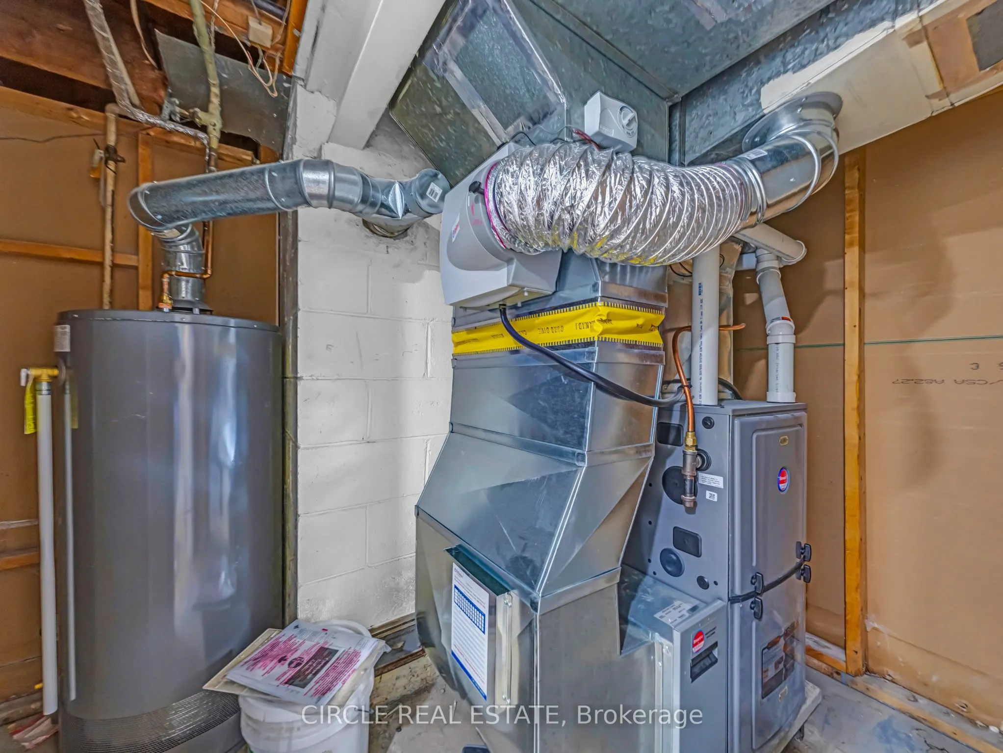 2616 Tourangeau Road