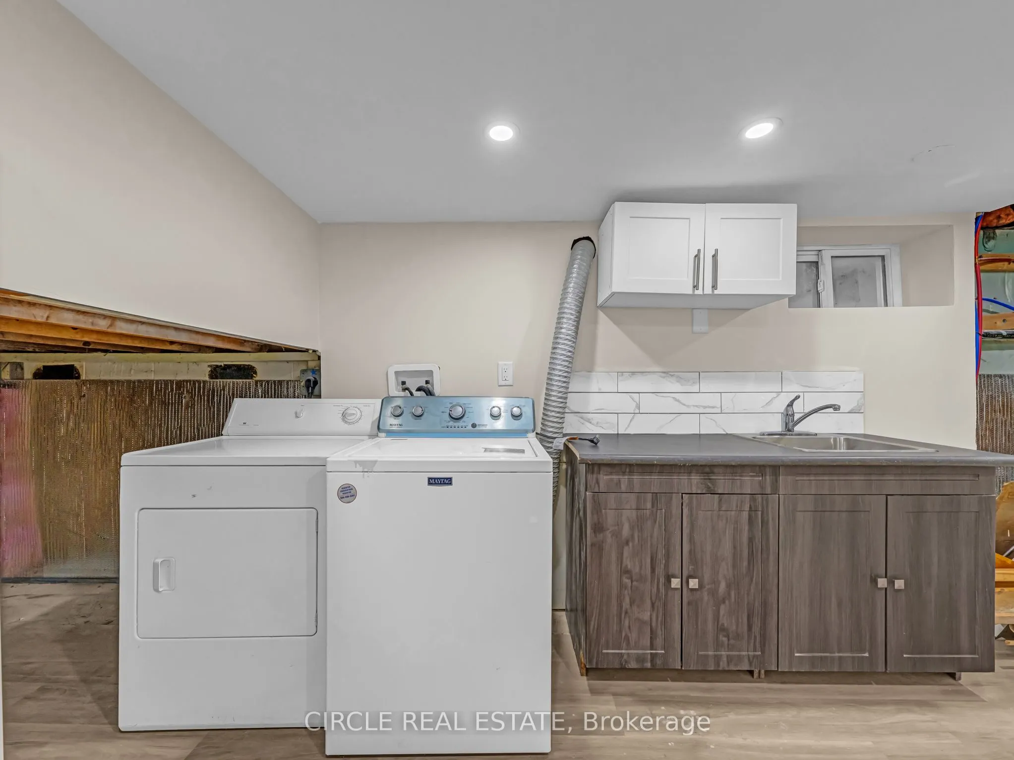 2616 Tourangeau Road