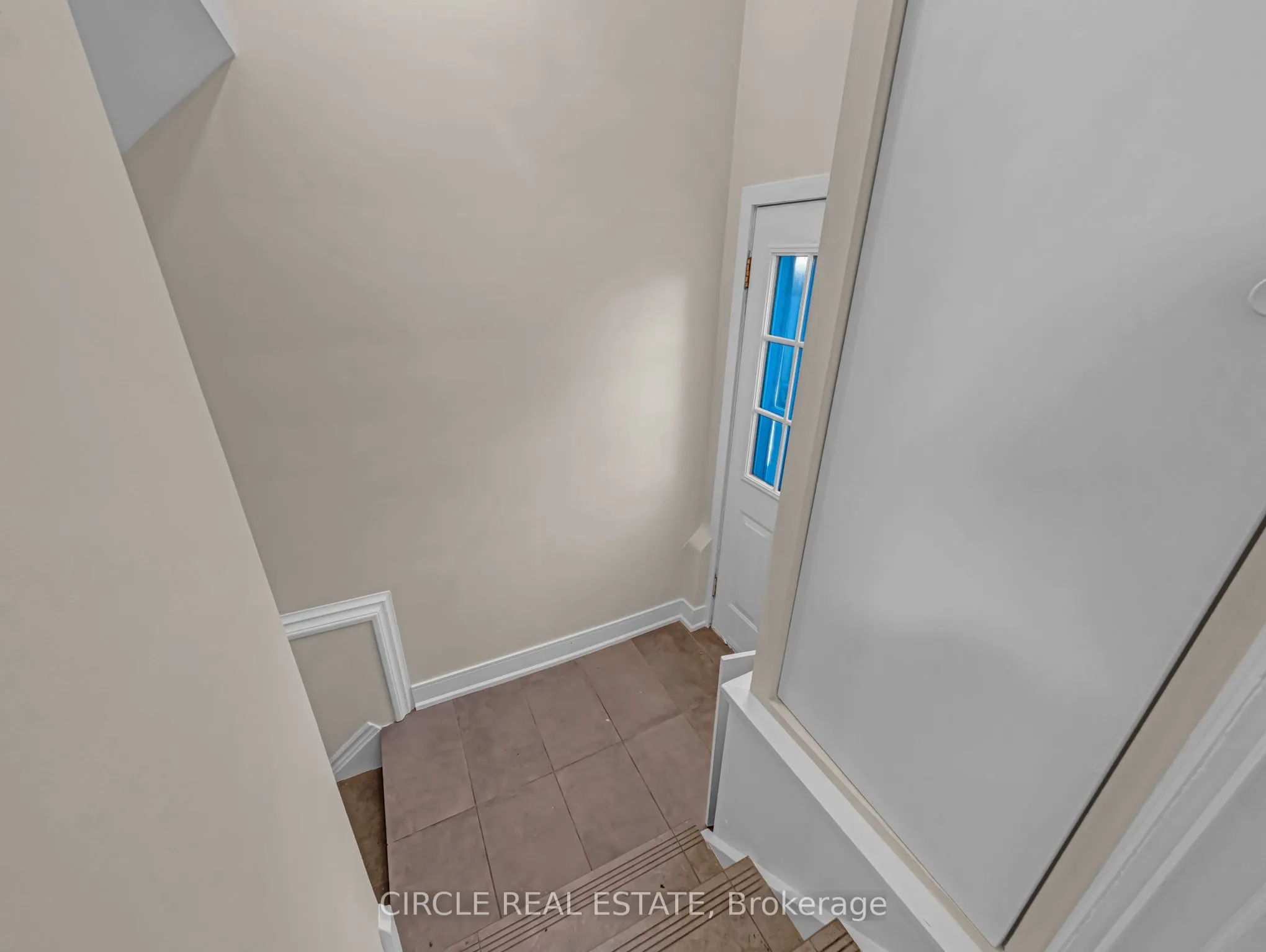 2616 Tourangeau Road