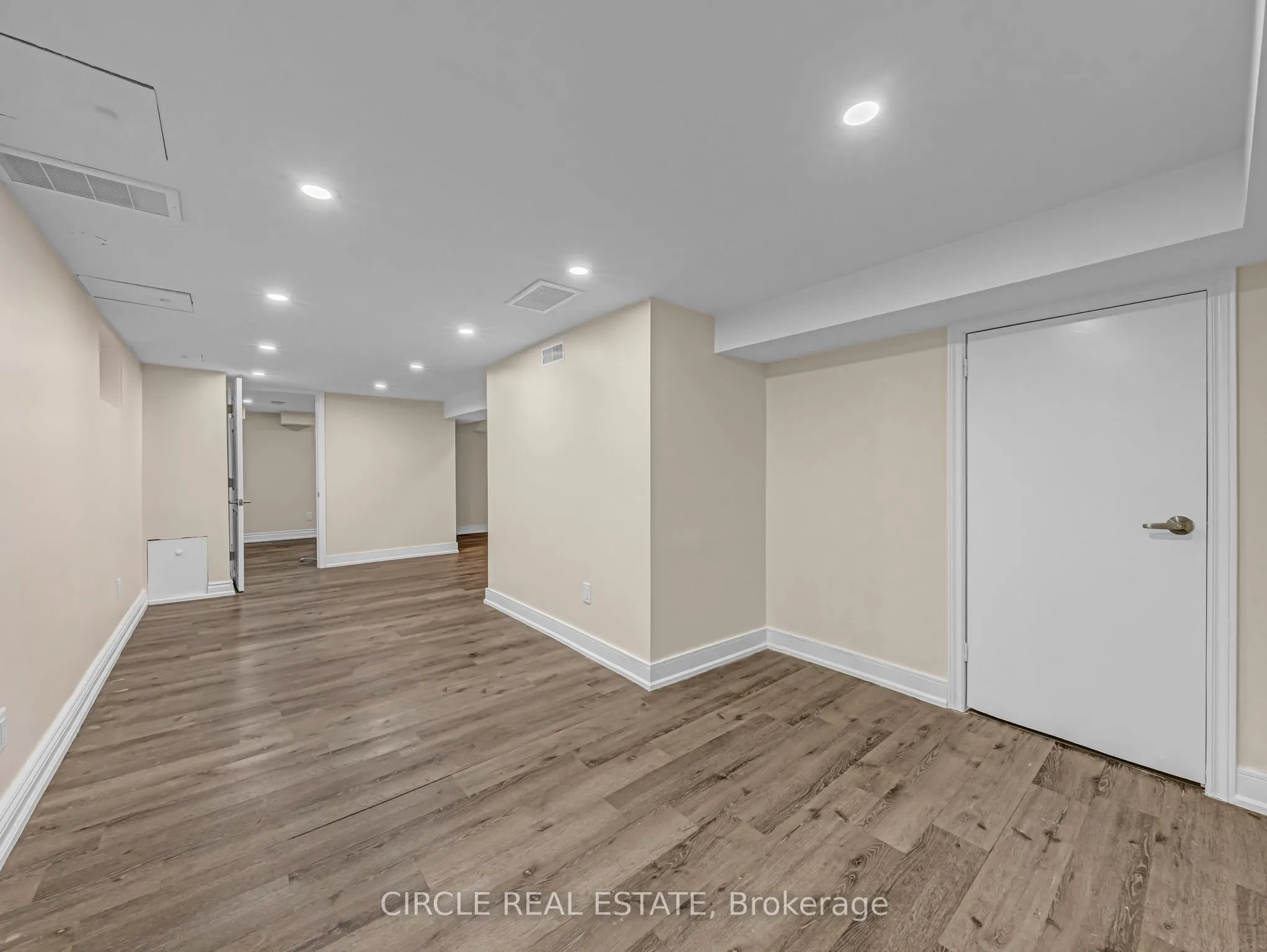 2616 Tourangeau Road