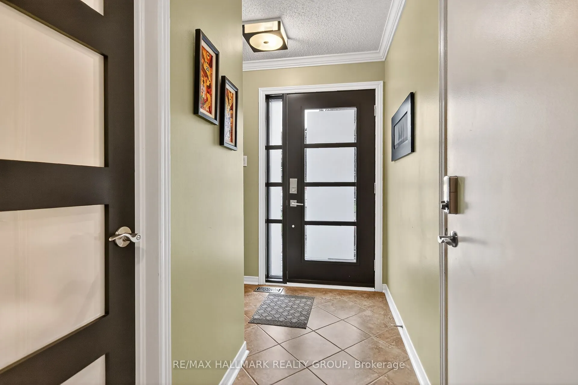 1415 Caravel Crescent