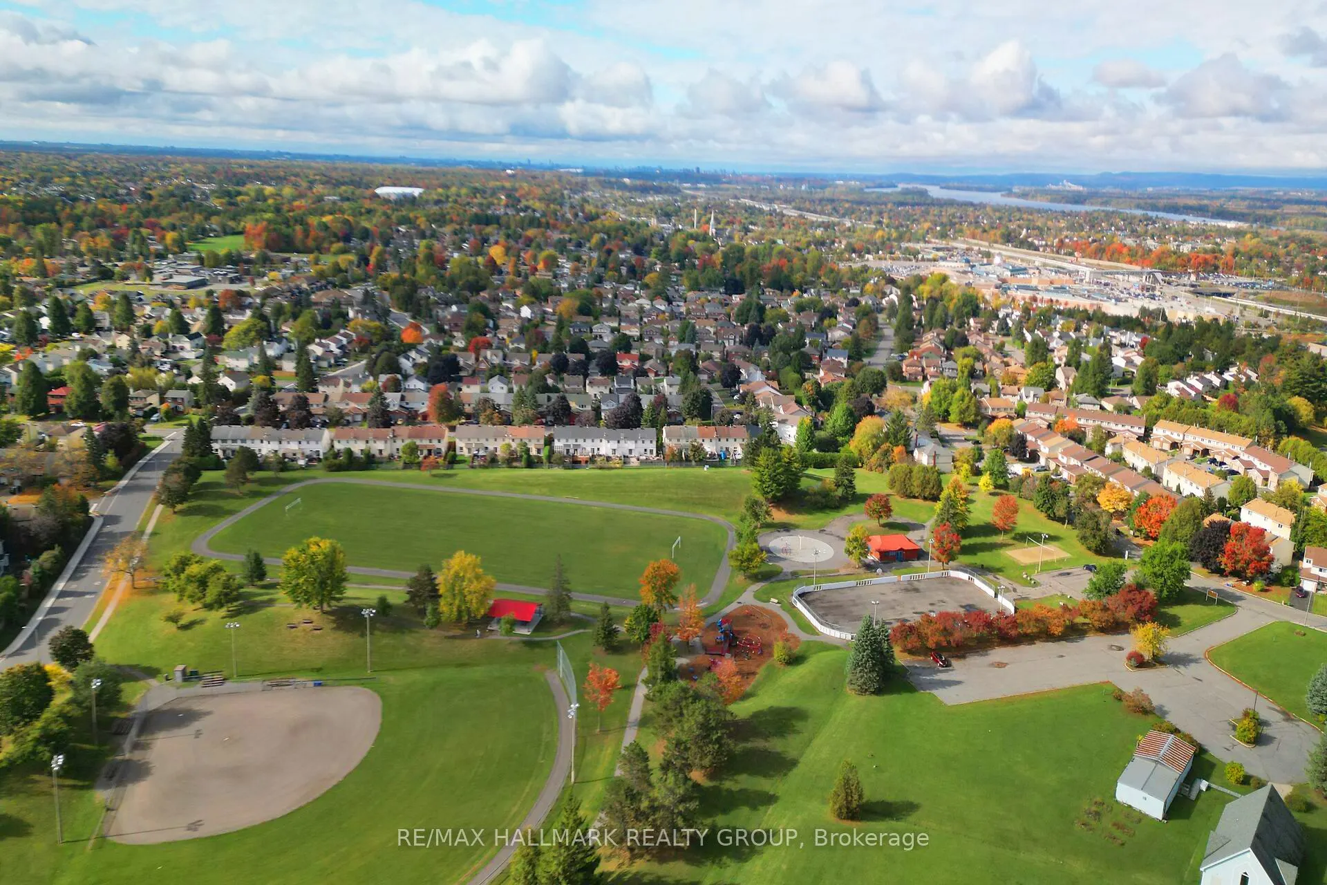 1415 Caravel Crescent