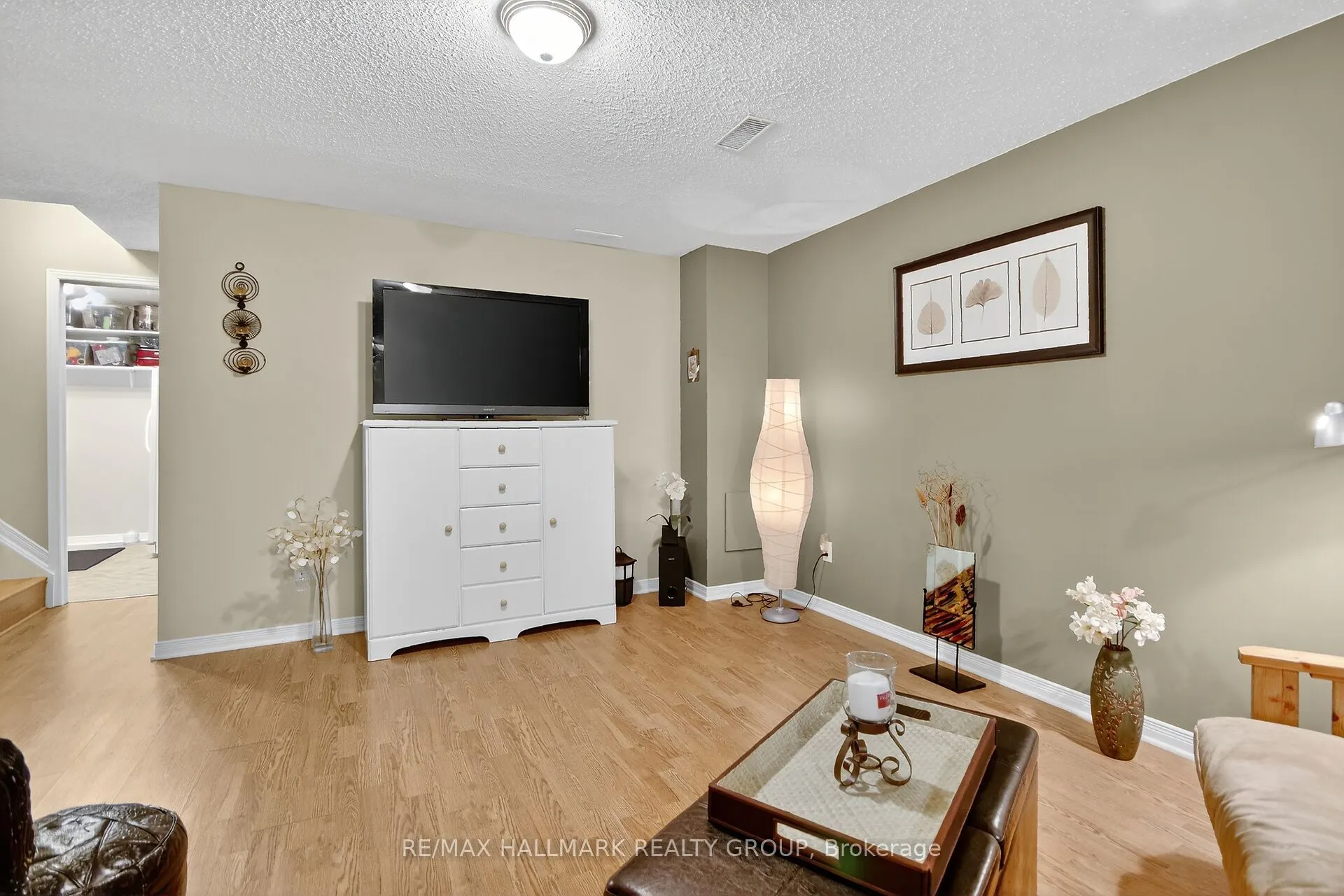 1415 Caravel Crescent