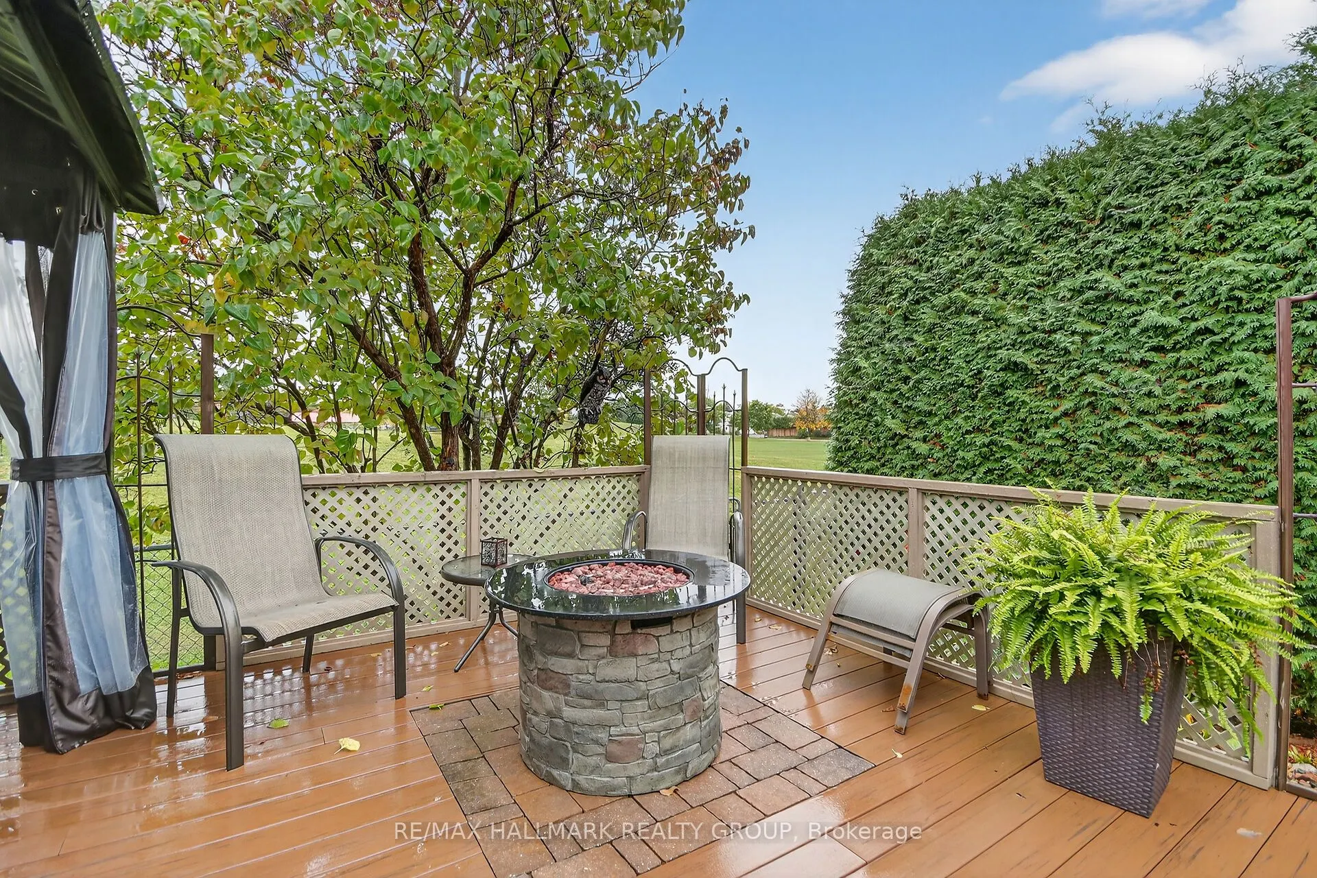 1415 Caravel Crescent