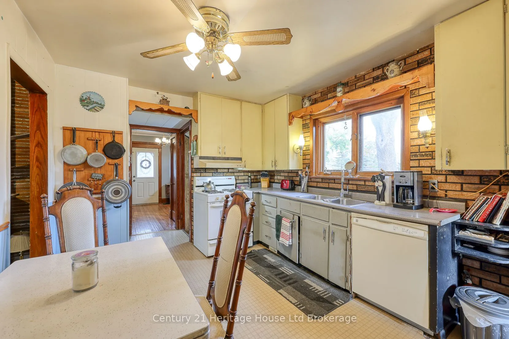 584510 Beachville Road