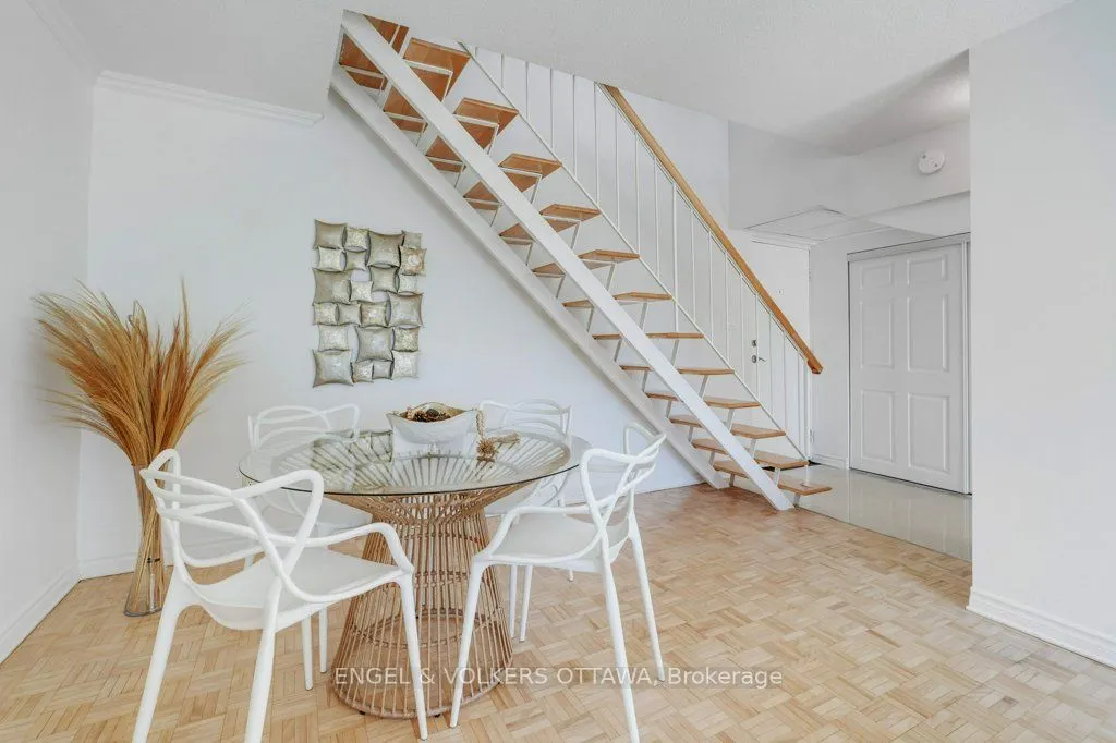 12 Corkstown Road, #216