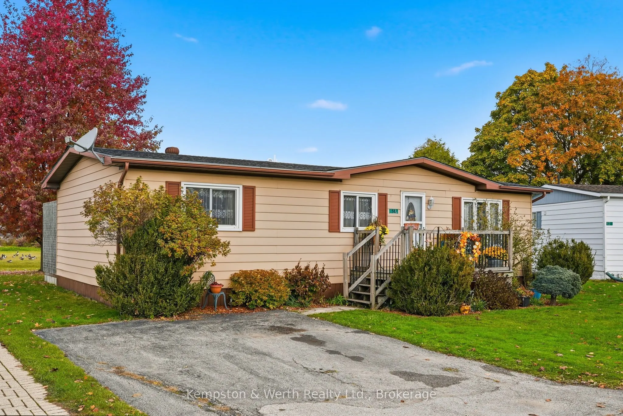 14 Fairview Crescent, #0