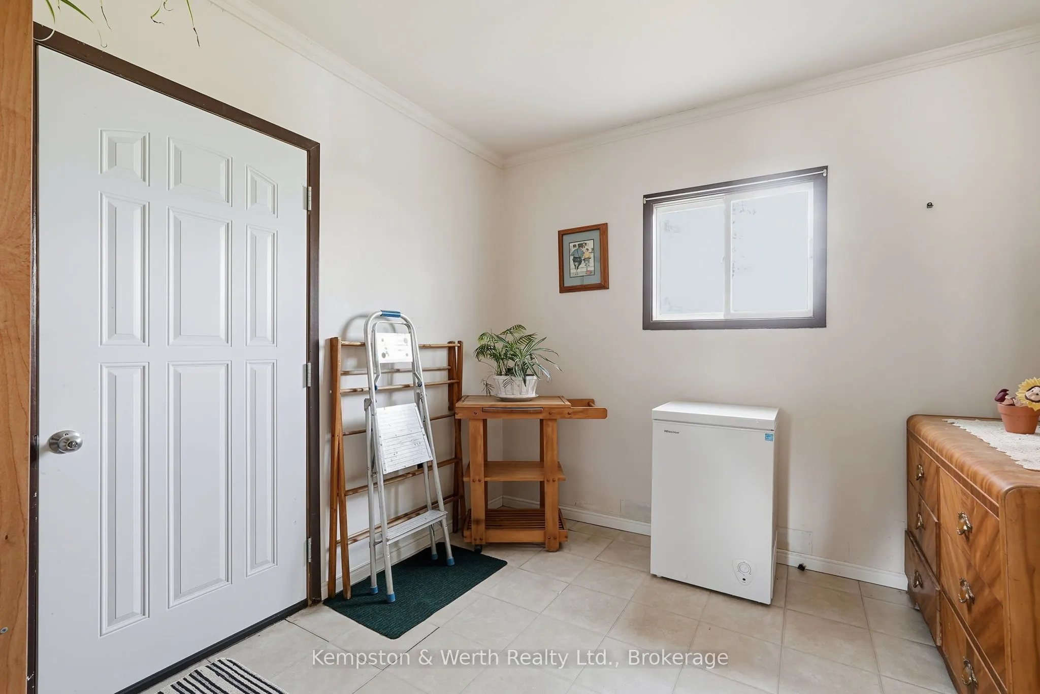 14 Fairview Crescent, #0