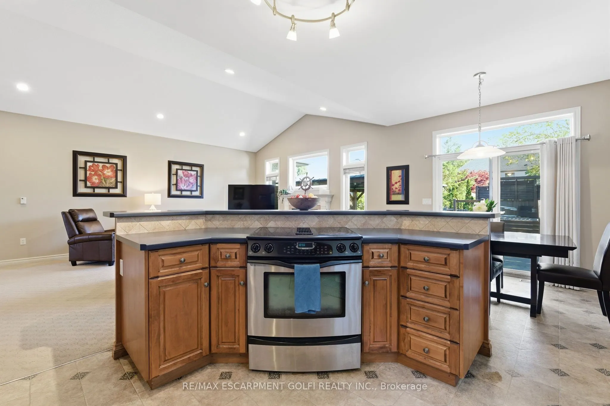 81 Timber Creek Crescent