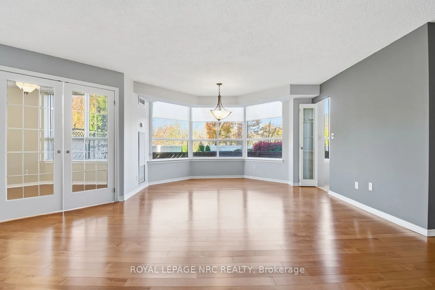 3 Towering Hts Boulevard, #102