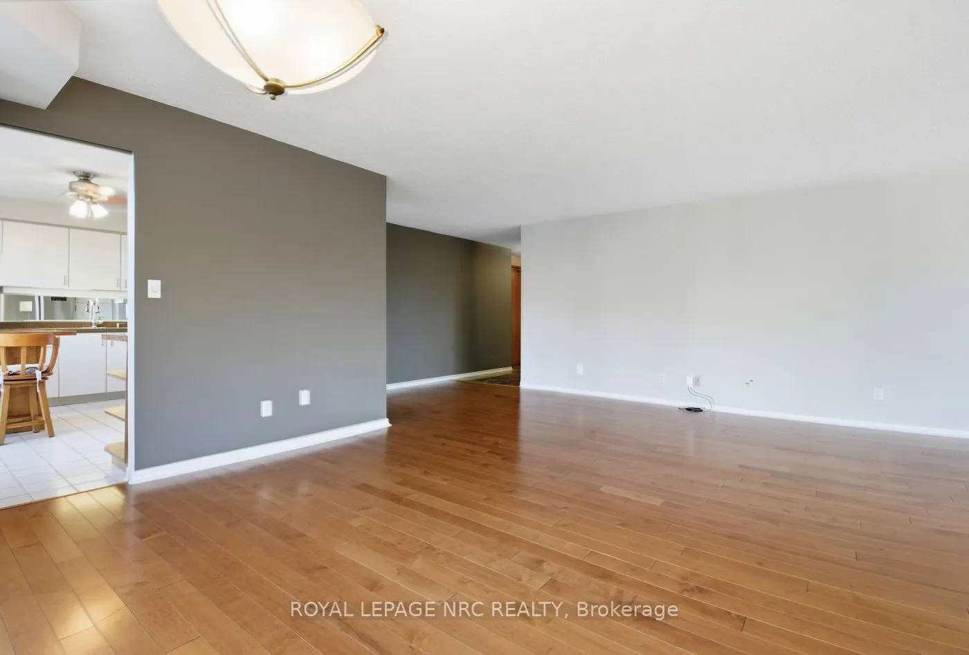 3 Towering Hts Boulevard, #102