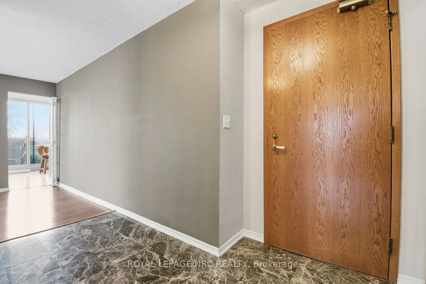 3 Towering Hts Boulevard, #102