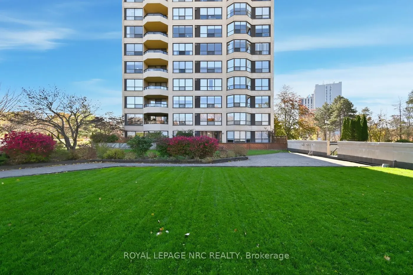 3 Towering Hts Boulevard, #102