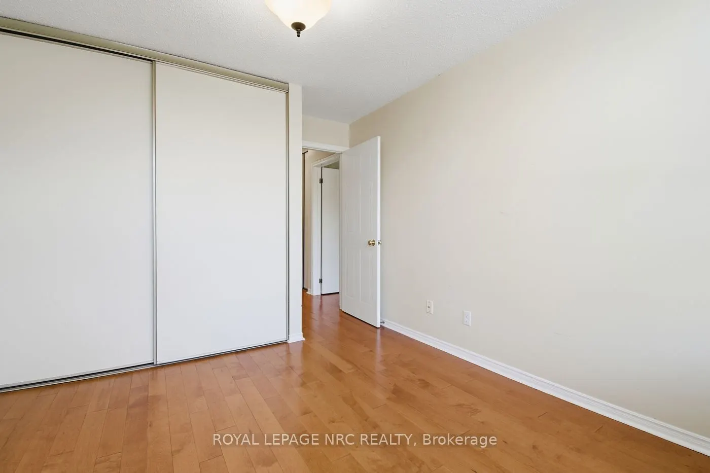 3 Towering Hts Boulevard, #102