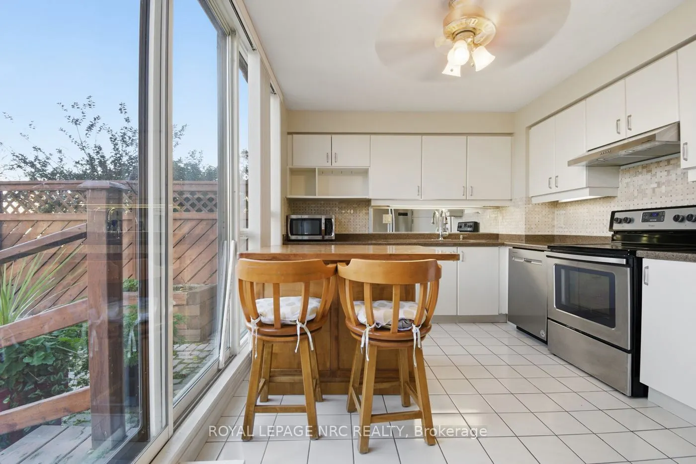 3 Towering Hts Boulevard, #102