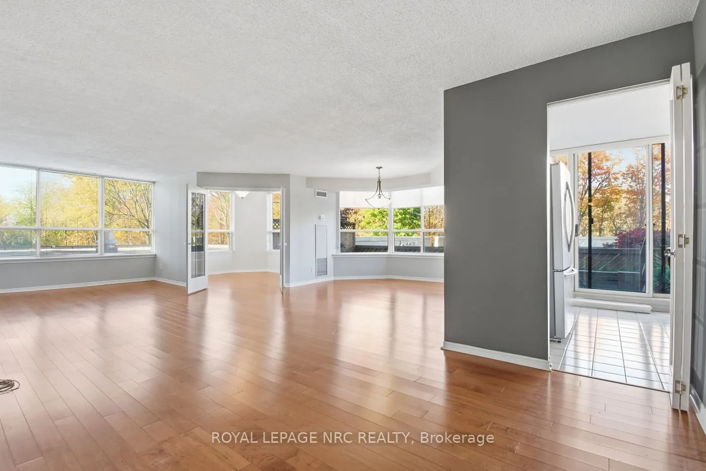 3 Towering Hts Boulevard, #102