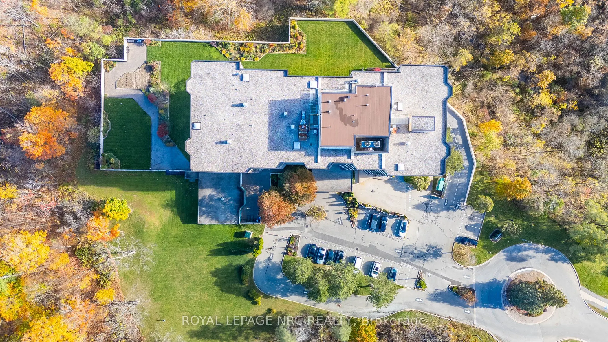 3 Towering Hts Boulevard, #102