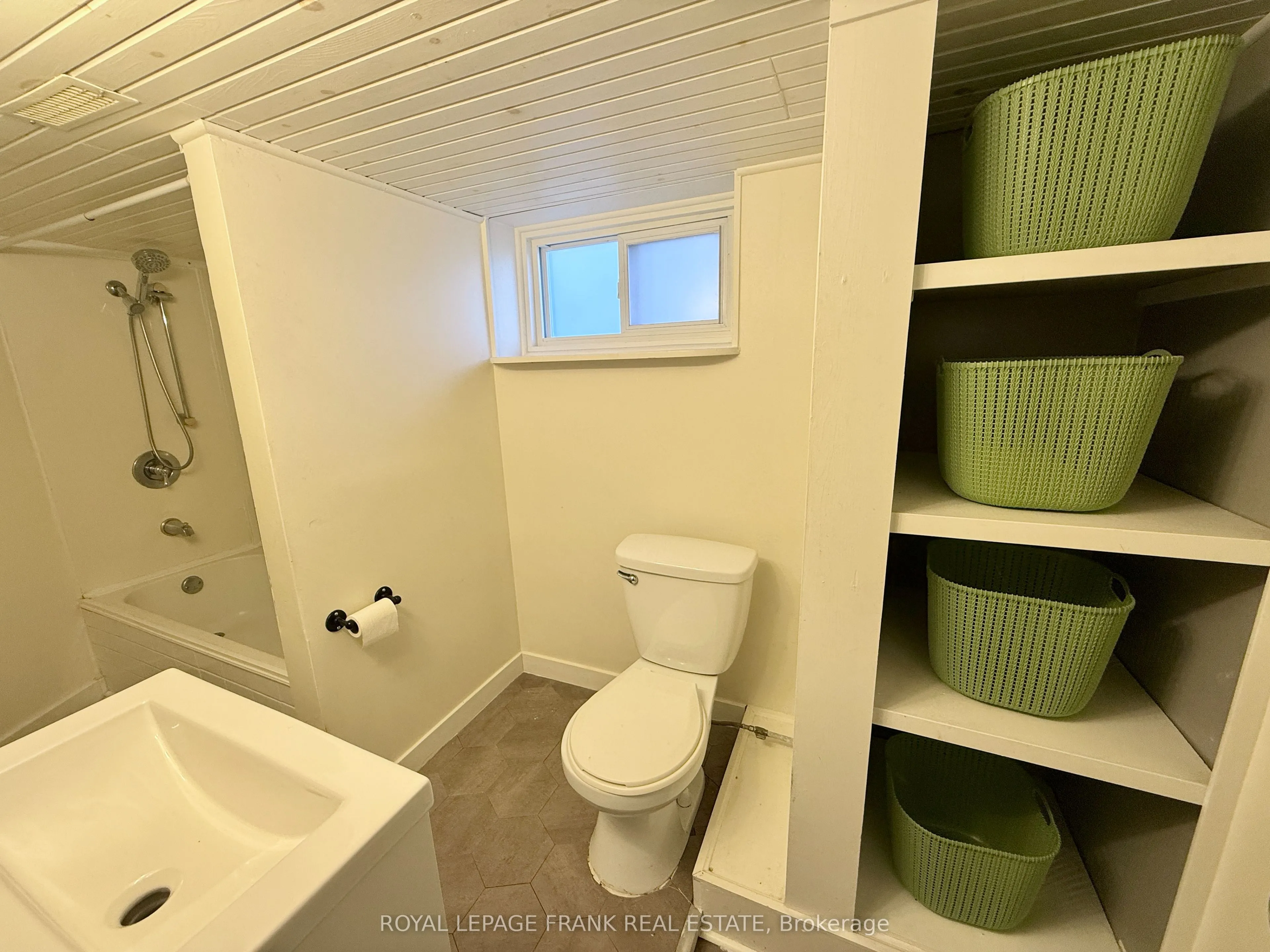 1201 Kenneth Avenue, #Main Floor