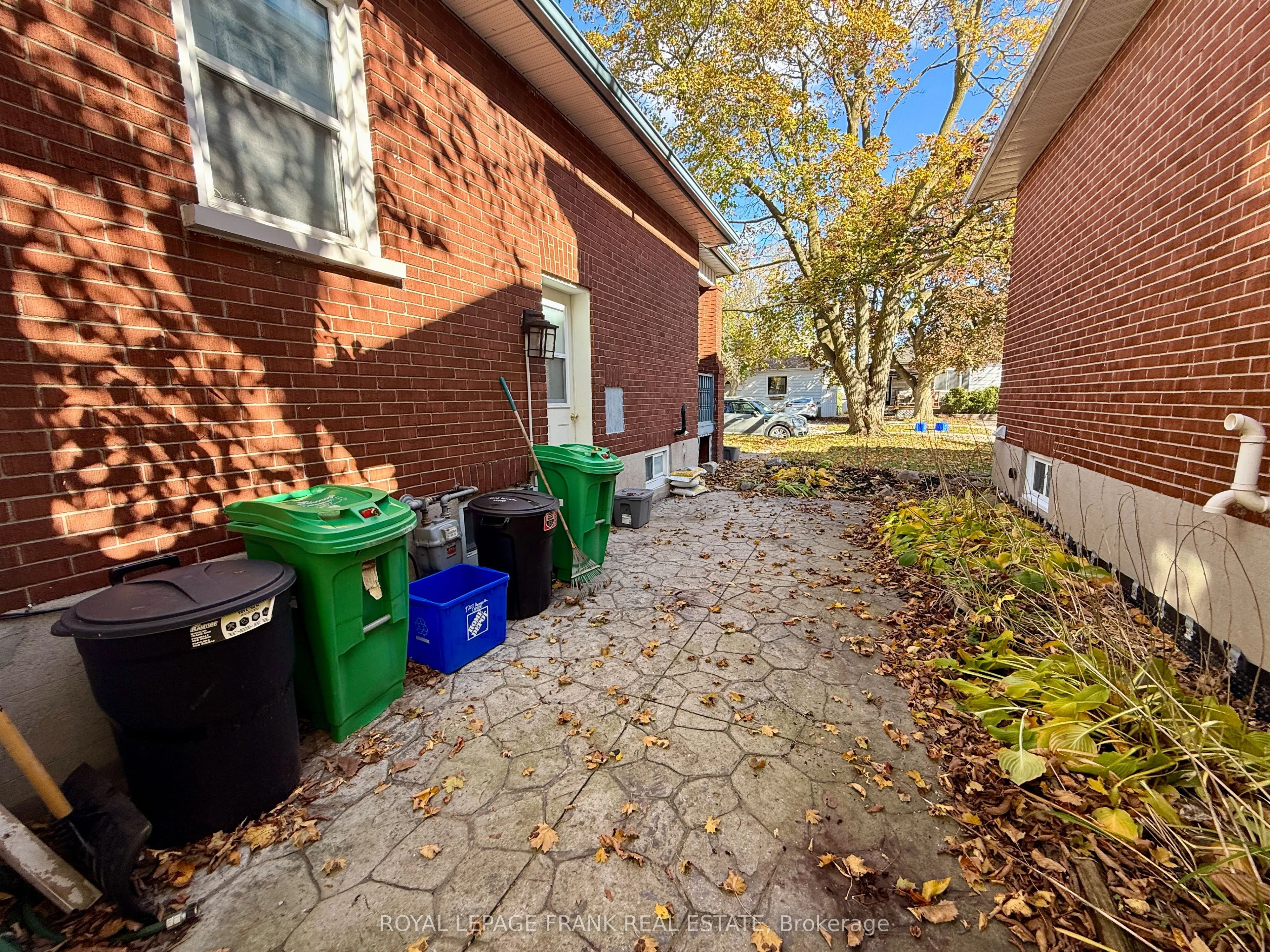 1201 Kenneth Avenue, #Main Floor