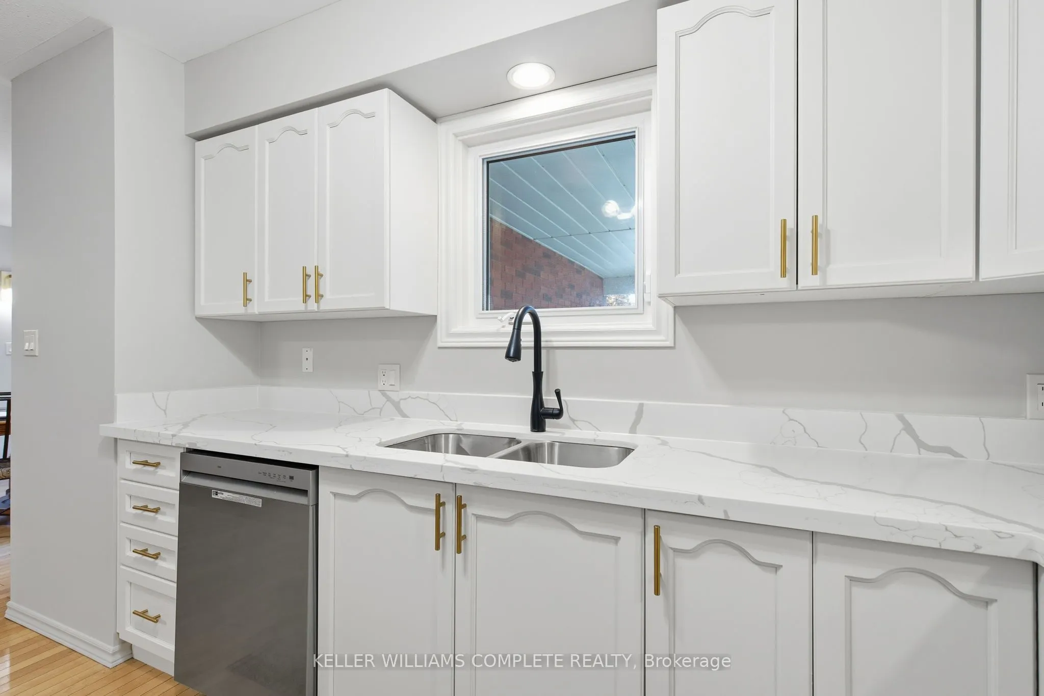 229 Lynden Road, #25