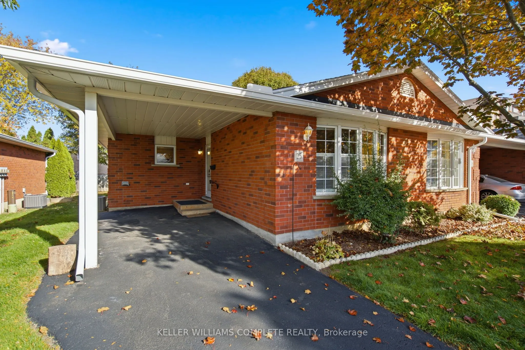 229 Lynden Road, #25