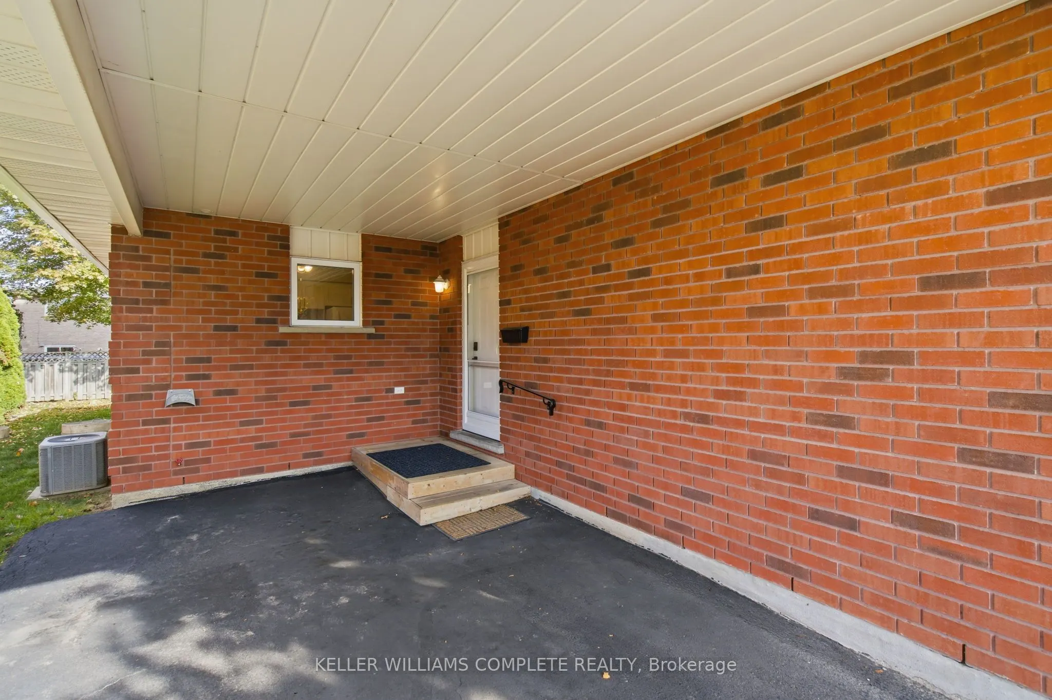 229 Lynden Road, #25