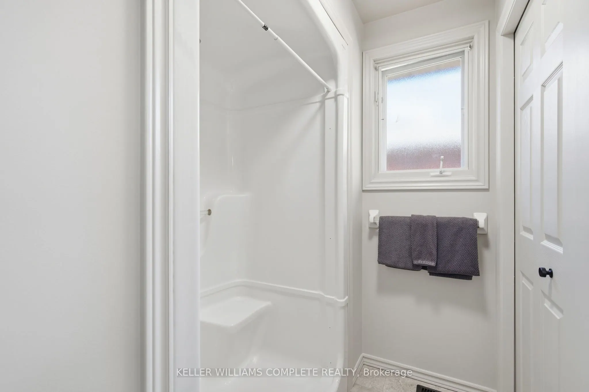 229 Lynden Road, #25