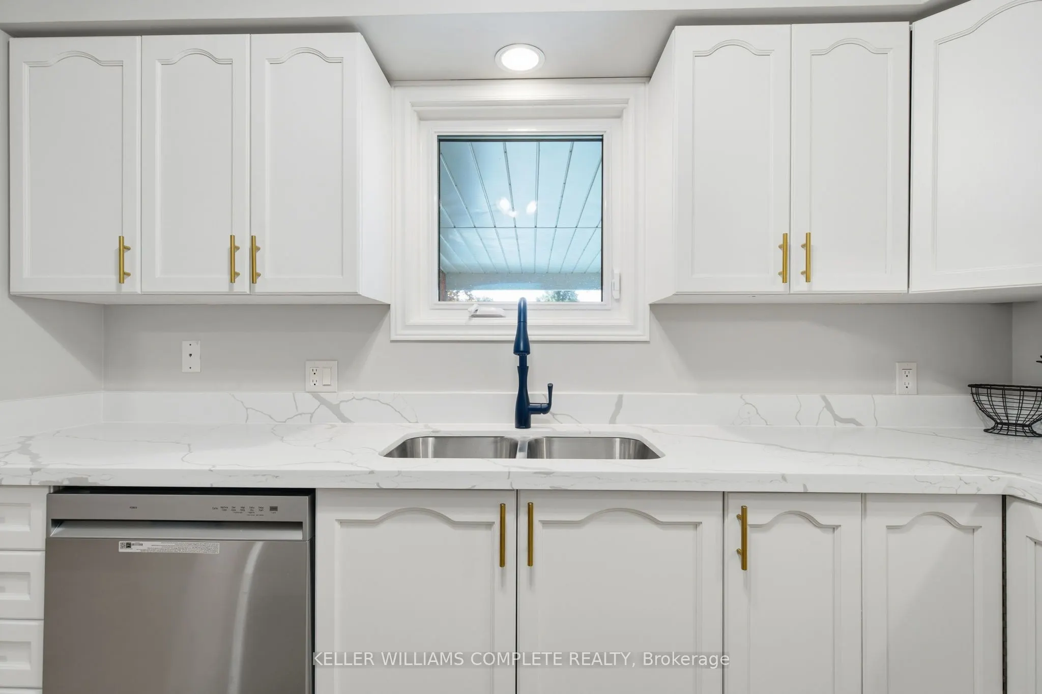 229 Lynden Road, #25