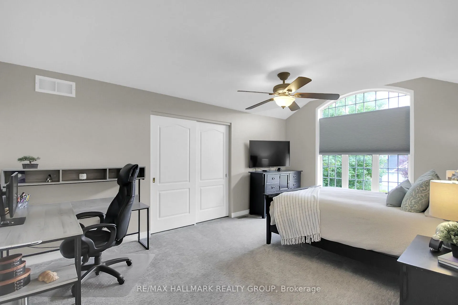 13 Beechgrove Gardens