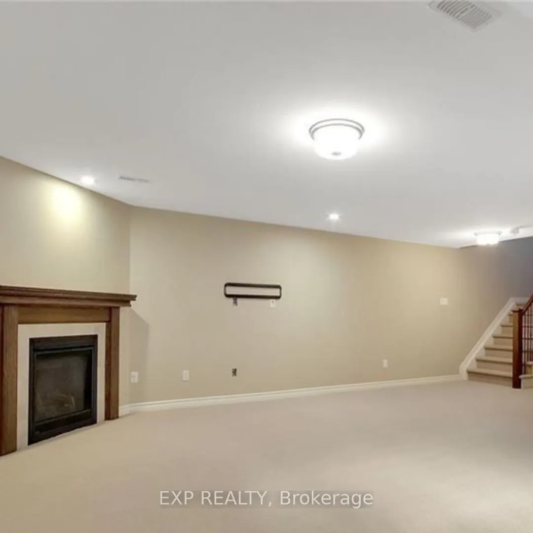 644 RUE DU CARTOGRAPHE Street