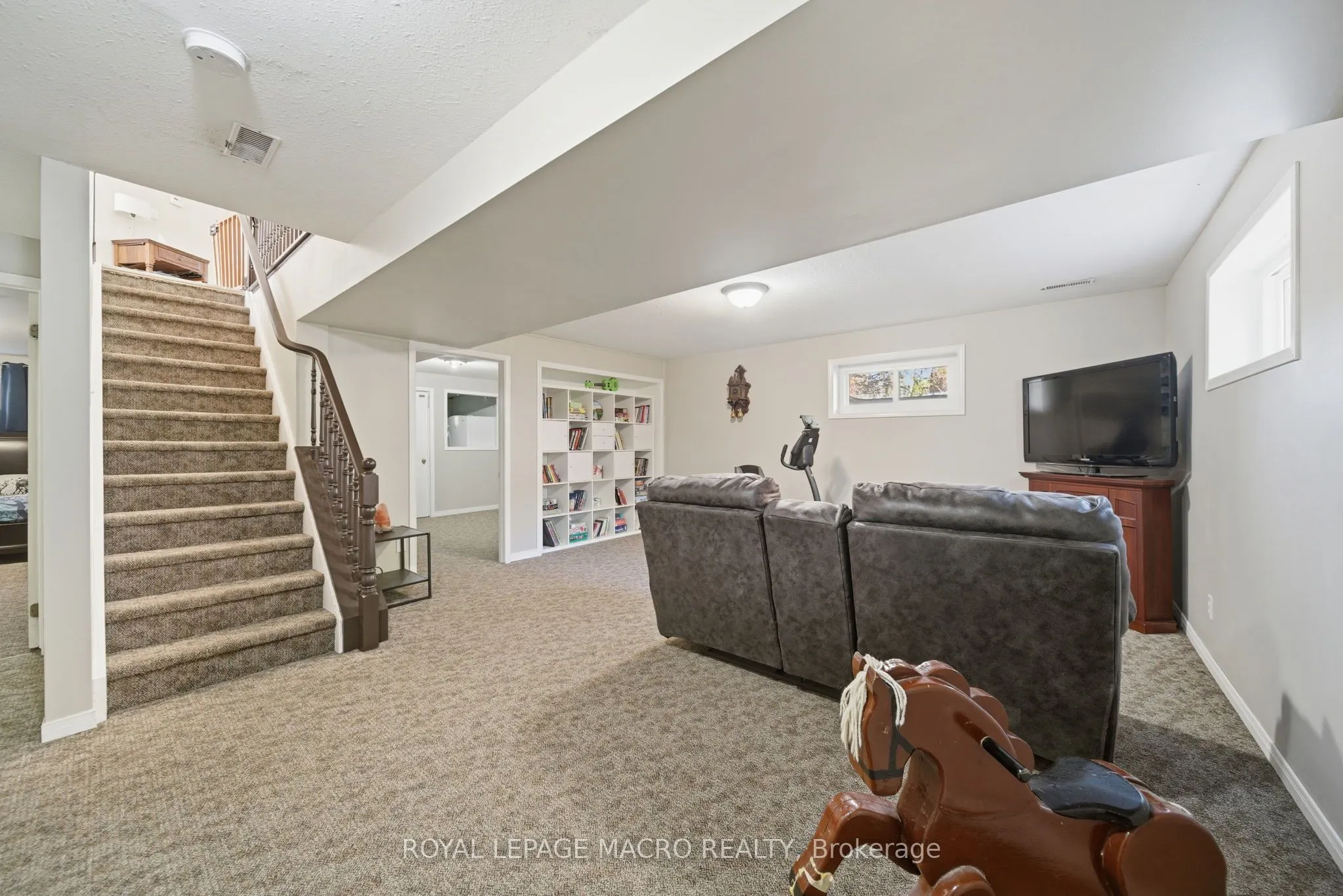 15 Anderson Crescent