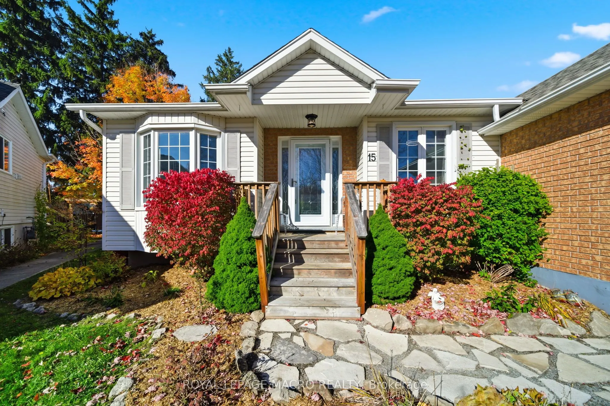 15 Anderson Crescent