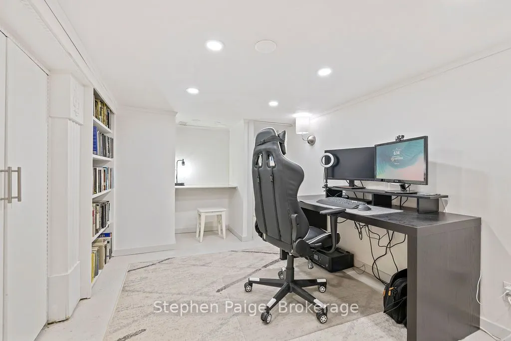 2 1/2 EAST 23RD Street