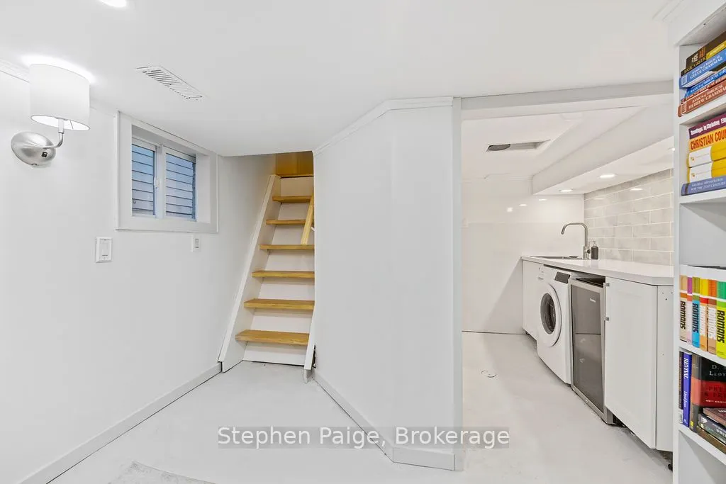 2 1/2 EAST 23RD Street