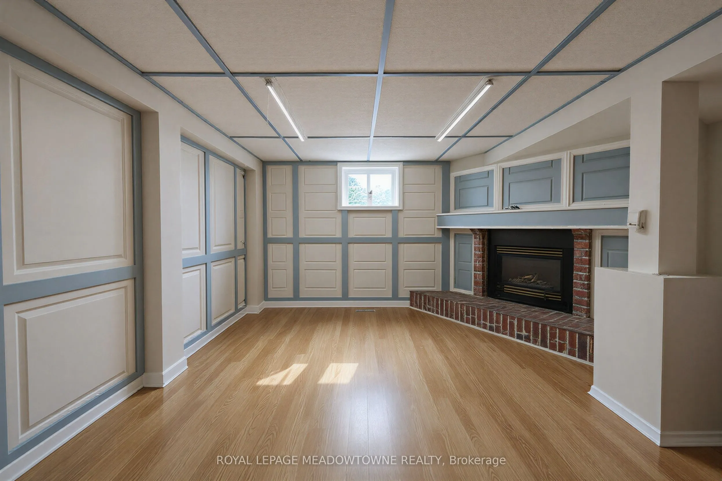 1583 Merrittville Highway