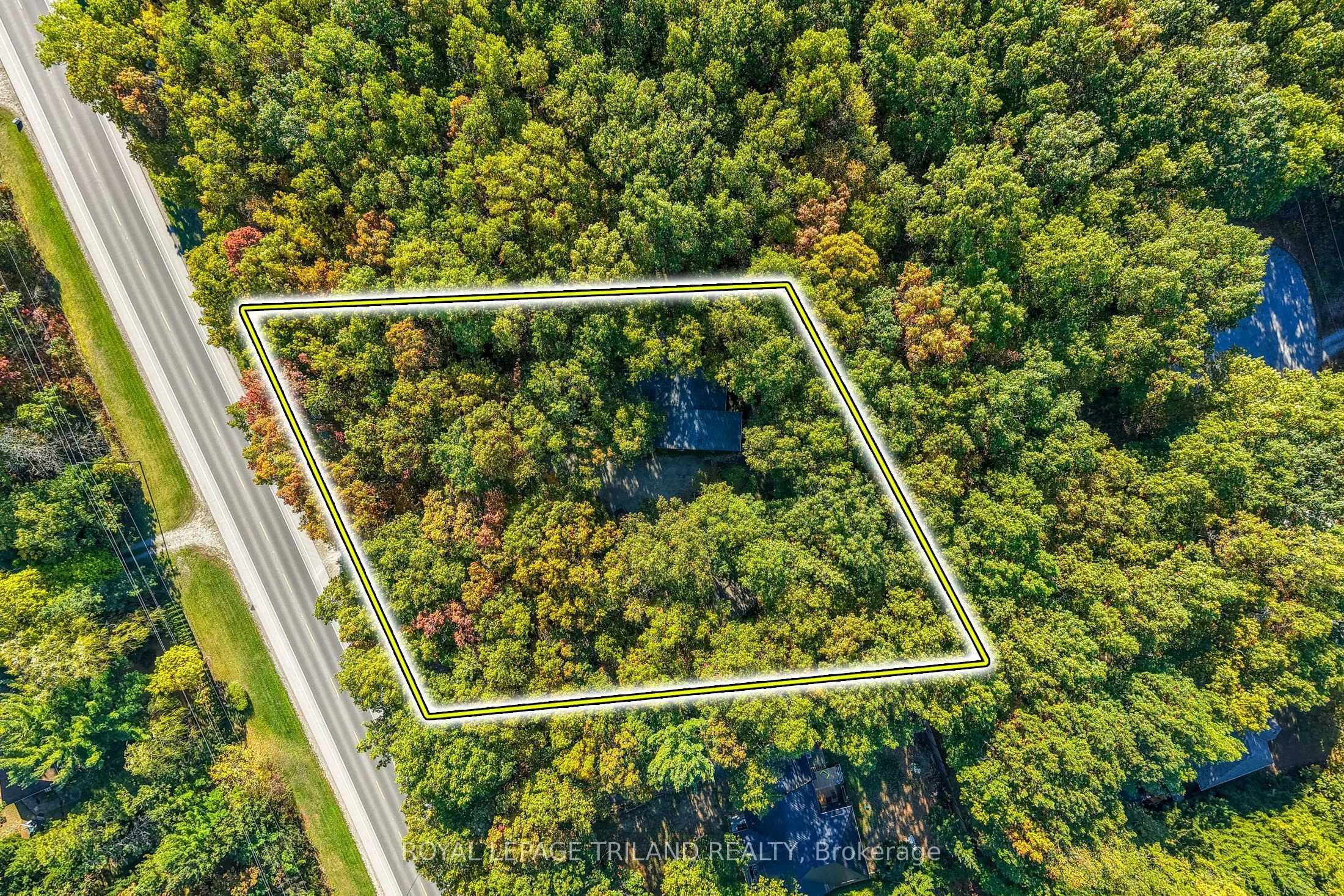 10092 Lakeshore Road