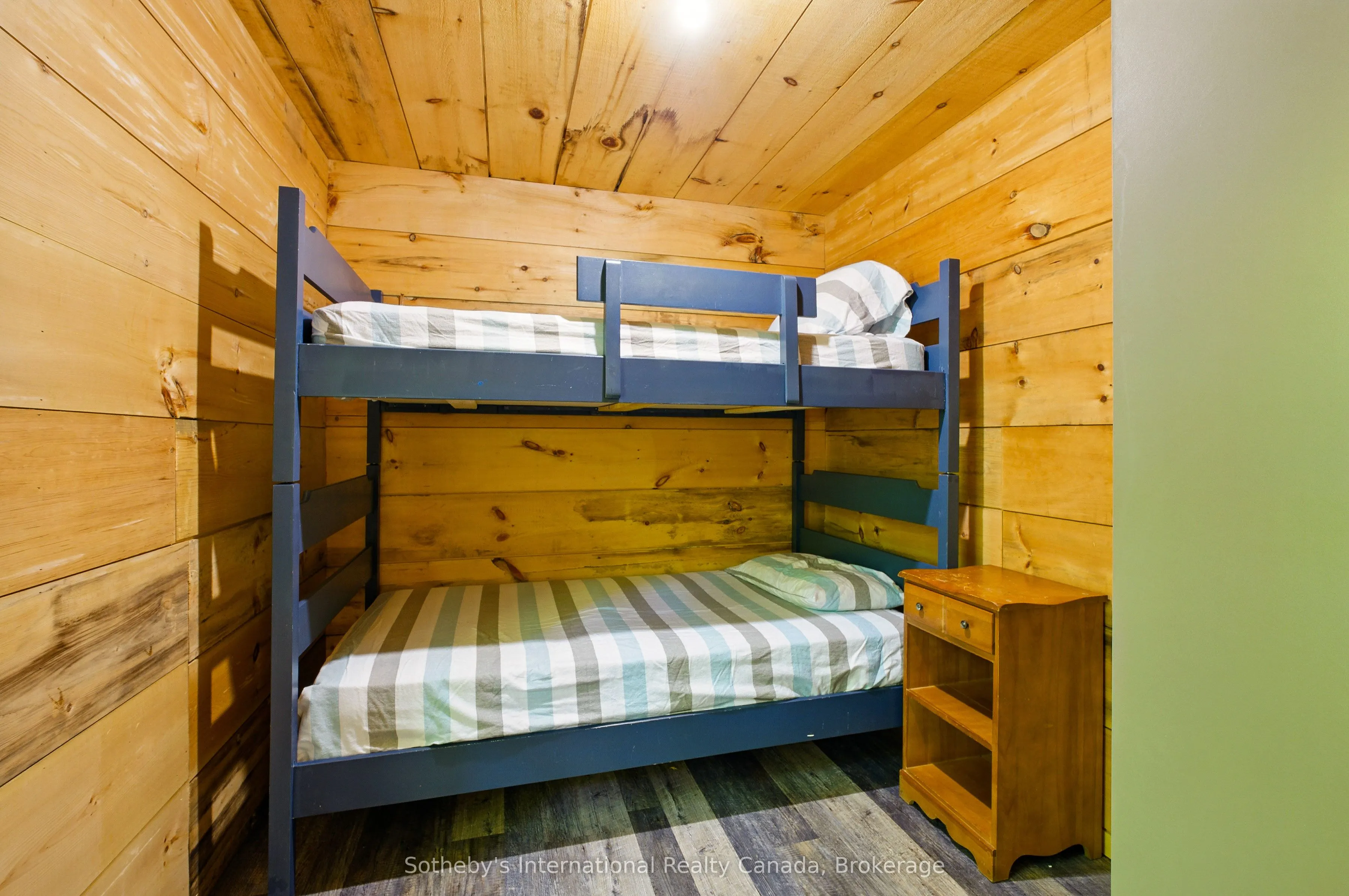 6394 Go Home Lake Shore