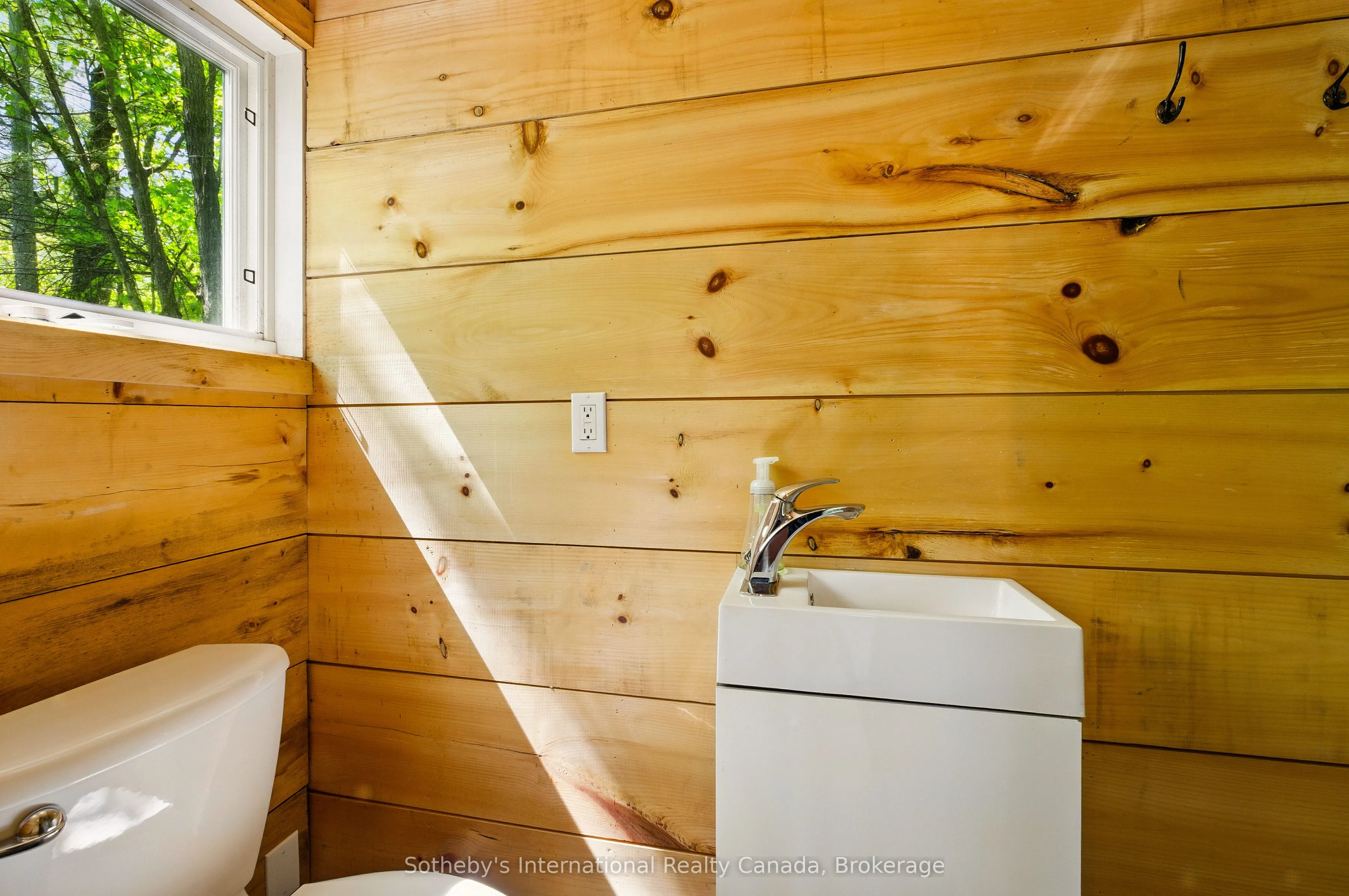 6394 Go Home Lake Shore